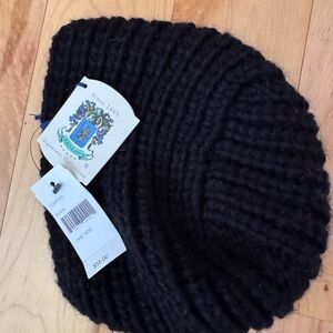 NWT Portolano Black Knit Beanie